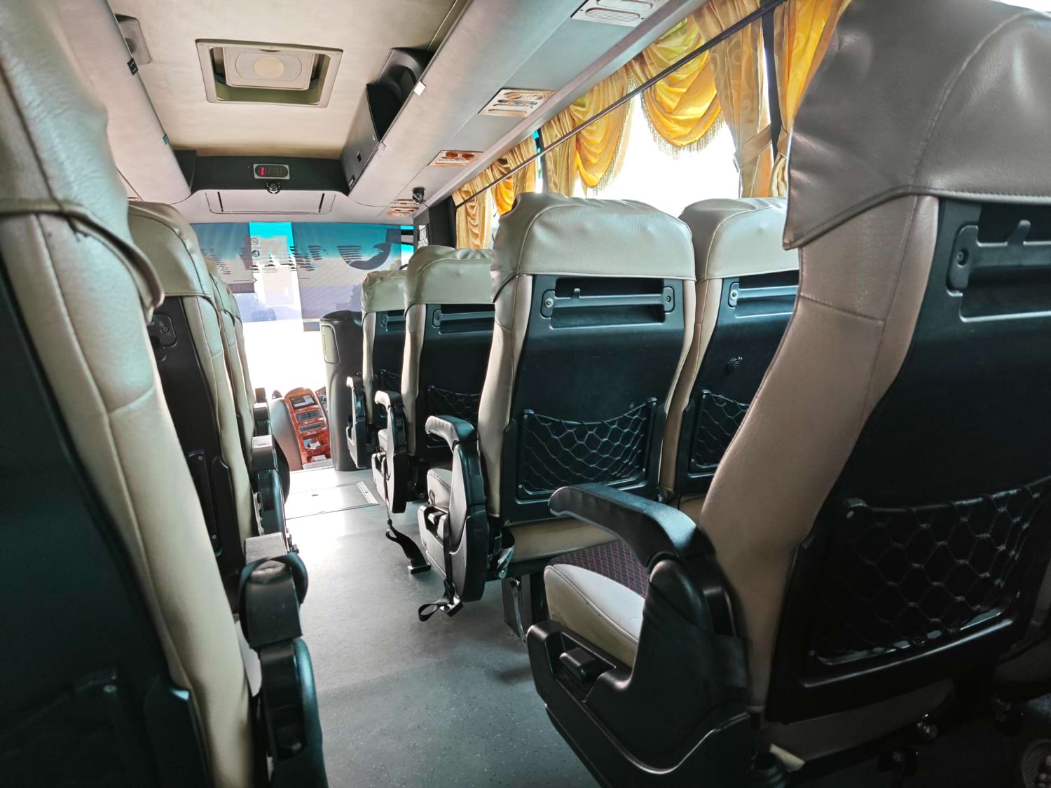 busy z polski do holandii